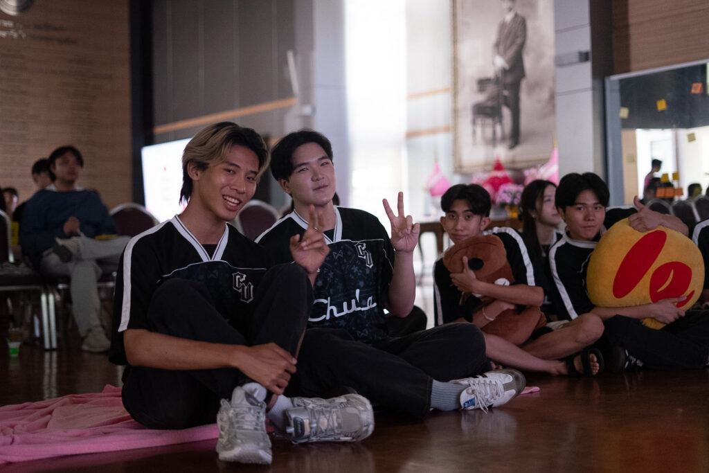 CHULA Colorguard จัด “SWAY Watch Party” ชวนน้องใหม่นับร้อยฟินจิกหมอนตามรอยซีรีส์ 14 A6165F12 1D70 4AED BF27 49574FF20F5B