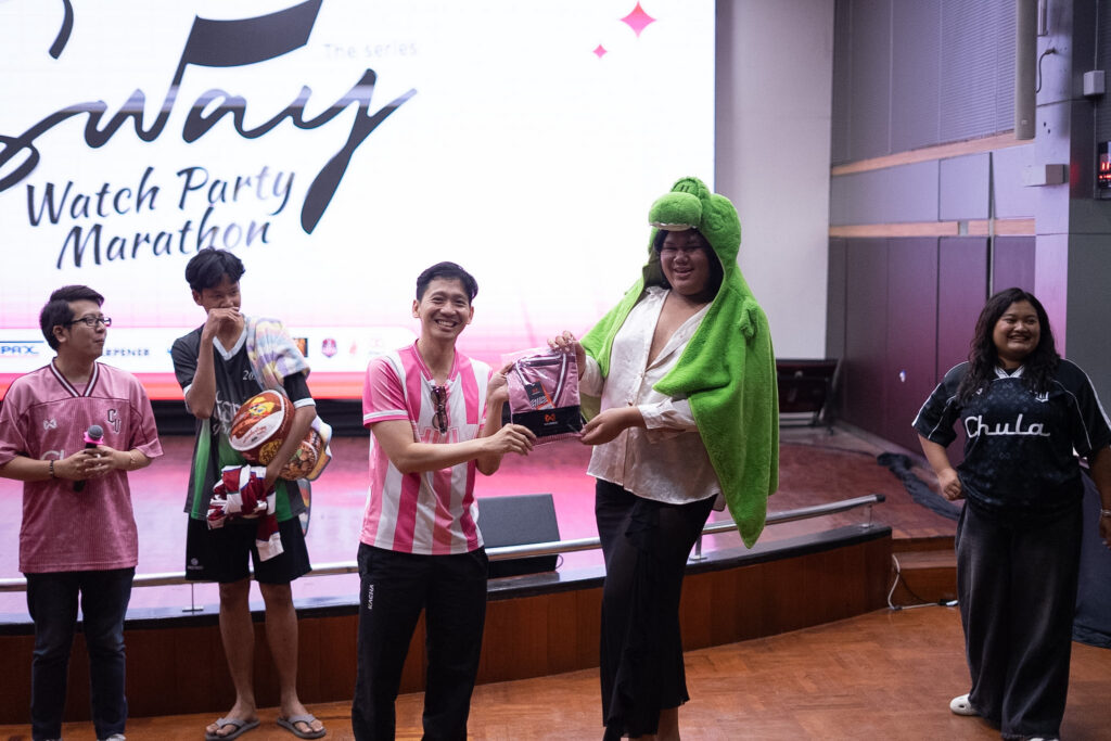 CHULA Colorguard จัด “SWAY Watch Party” ชวนน้องใหม่นับร้อยฟินจิกหมอนตามรอยซีรีส์ 25 S 12591125 0