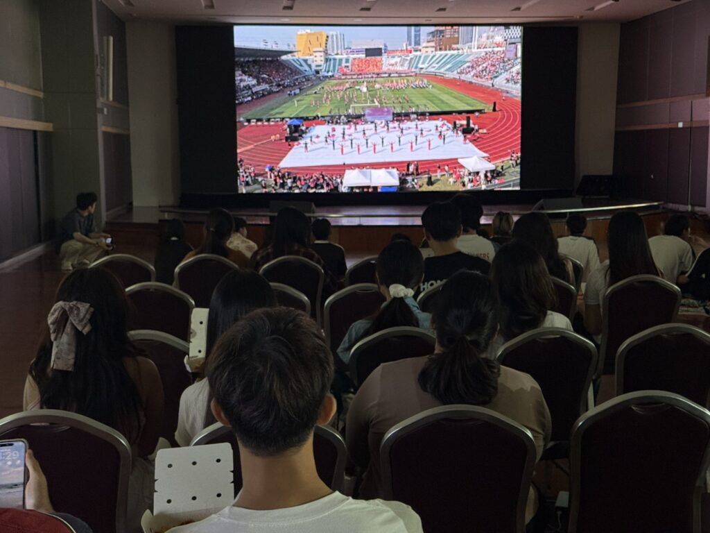 CHULA Colorguard จัด “SWAY Watch Party” ชวนน้องใหม่นับร้อยฟินจิกหมอนตามรอยซีรีส์ 7 S 155648080 0