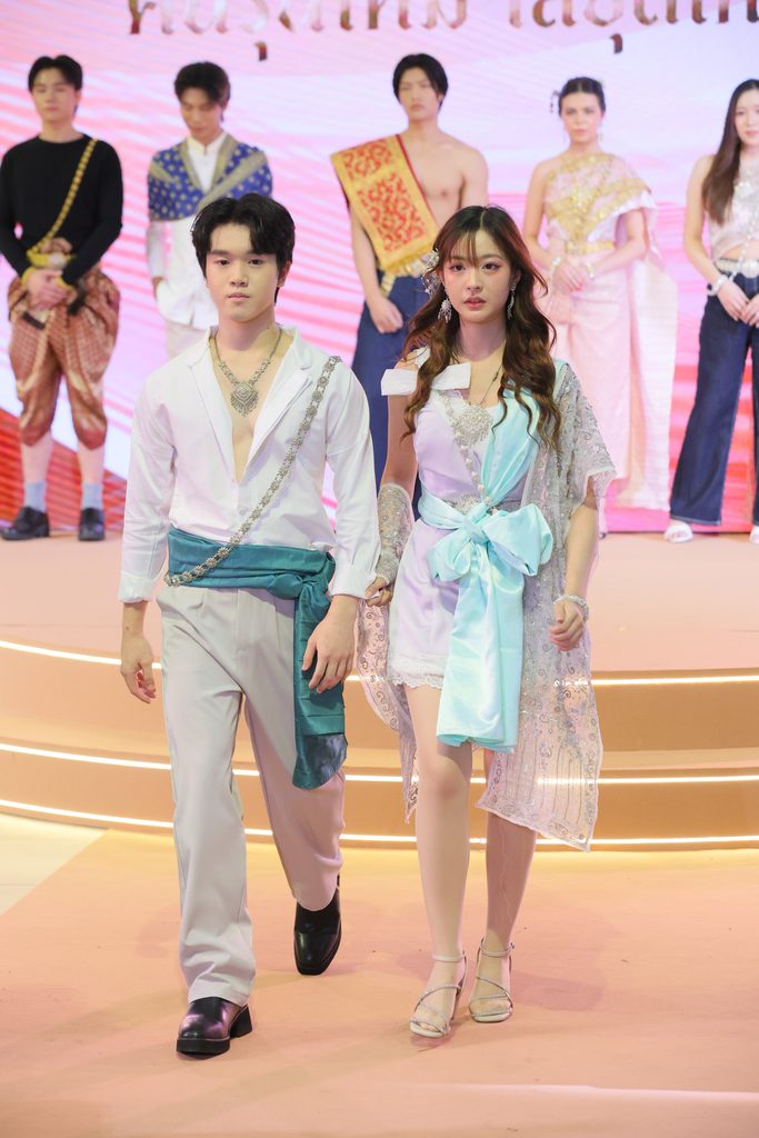 ชุดไทยใส่ได้ทุกวัน! อัพเดทเทรนด์แต่งตัวคน Gen Z 23 BR6 0774 0 683x1024 1